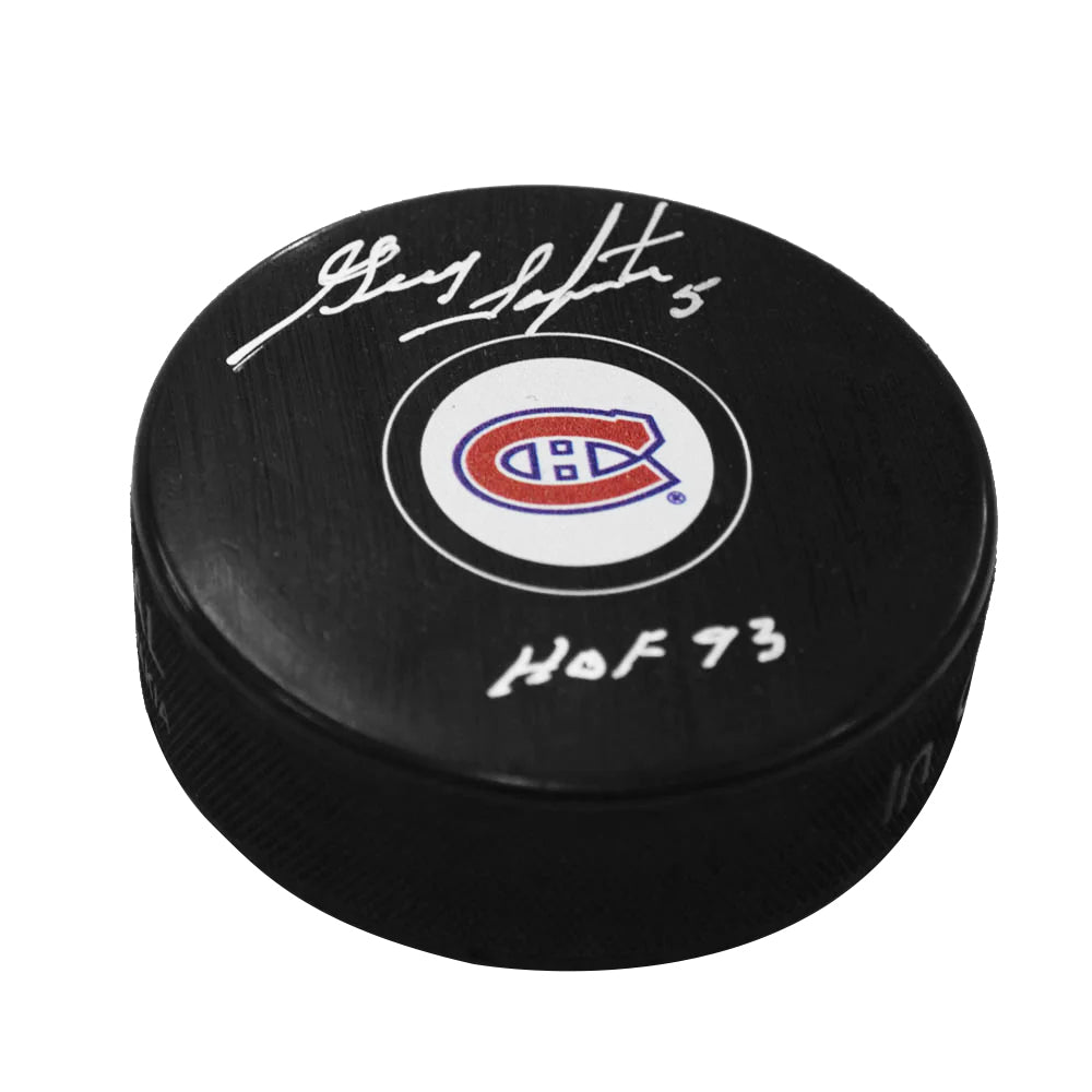 Guy Lapointe a signé une rondelle des Canadiens de Montréal