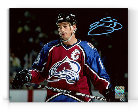 Joe Sakic a signé une photo d'intensité des avalanches du Colorado 8X10