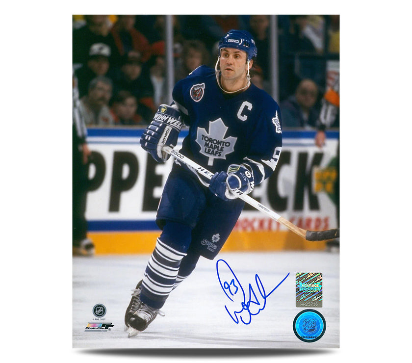 Fotografía de 8 x 10 firmada por Doug Gilmour como capitán de los Toronto Maple Leafs