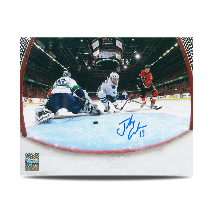 Foto de acción de 8 x 10 firmada por Jean Beliveau de los Montreal Canadiens