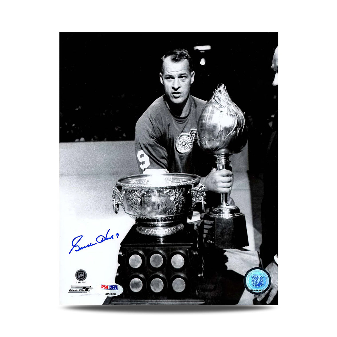Fotografía de 8 x 10 firmada por Darryl Sittler, capitán de los Toronto Maple Leafs