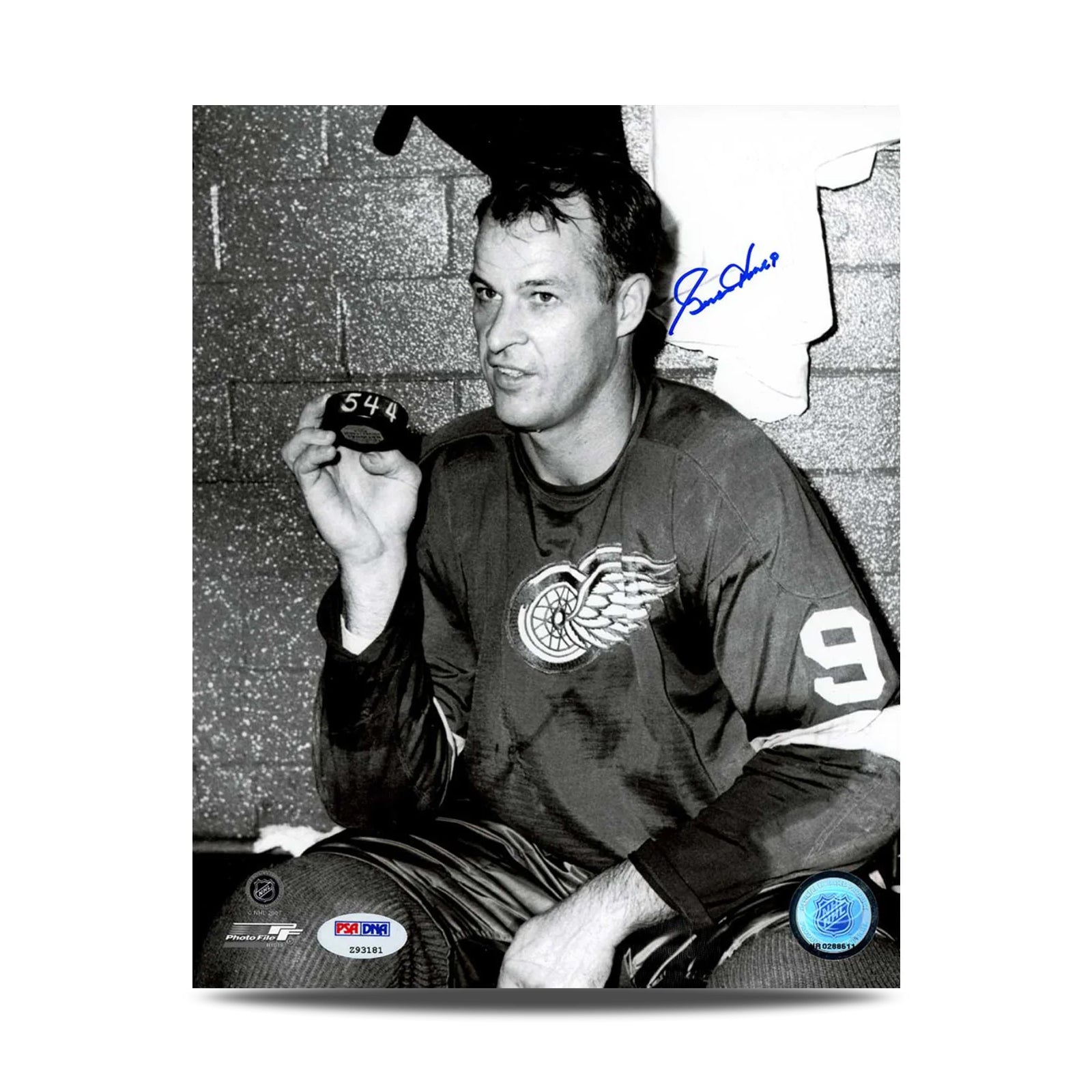 Darryl Sittler a signé la photo du capitaine des Maple Leafs de Toronto 8 x 10