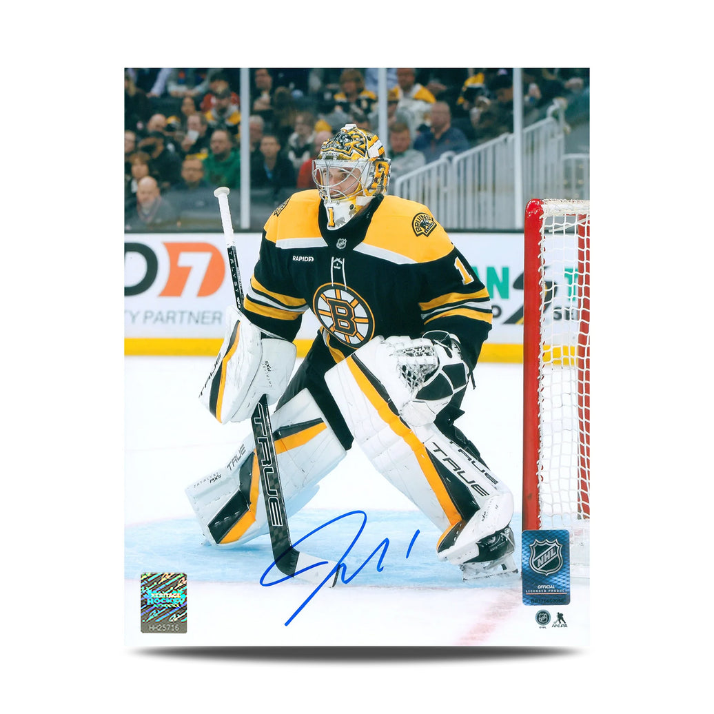 Photo signée par Gerry Cheevers du gardien de but des Bruins de Boston 8 x 10