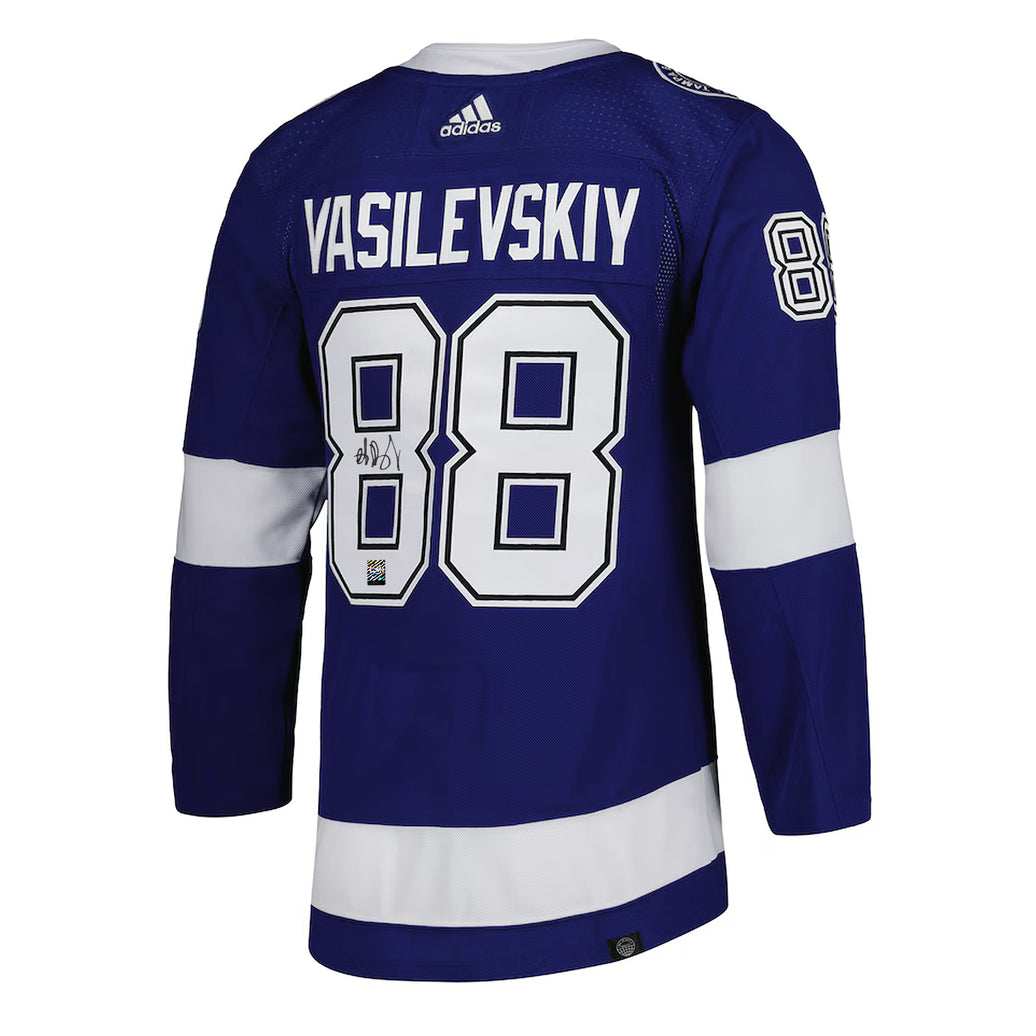 Andrei Vasilevskiy a signé le maillot Pro Adidas du Lightning de Tampa Bay