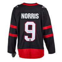Thomas Chabot a signé le maillot Pro Adidas des Sénateurs d'Ottawa