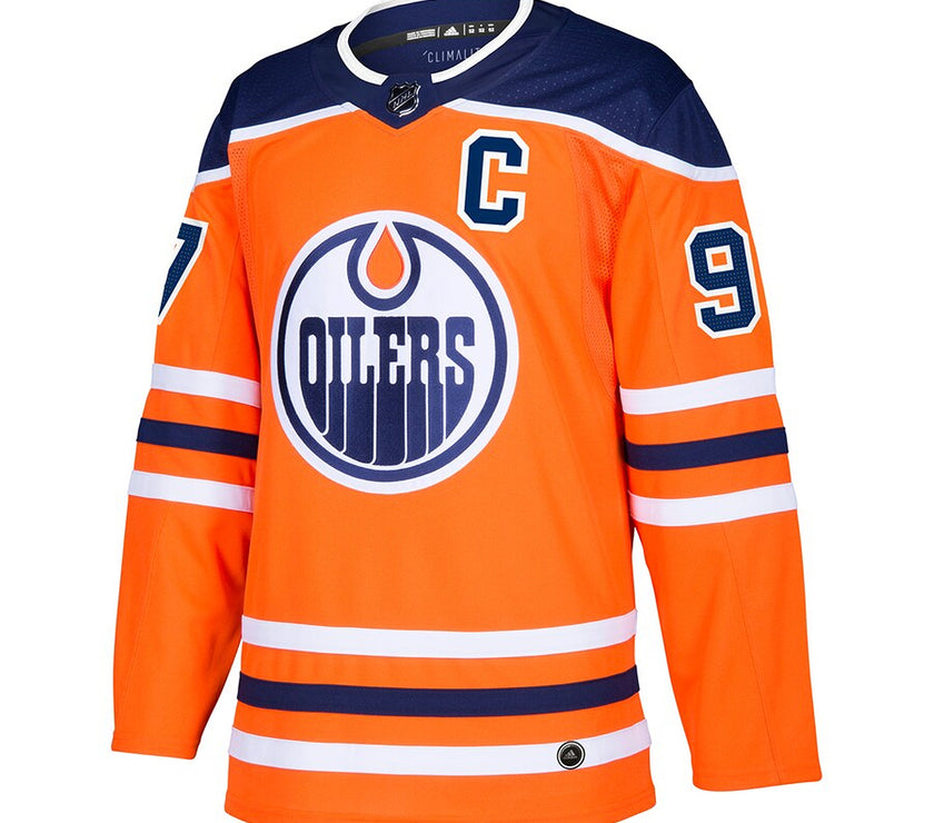 Camiseta de local Adidas Pro de los Edmonton Oilers firmada por Connor McDavid