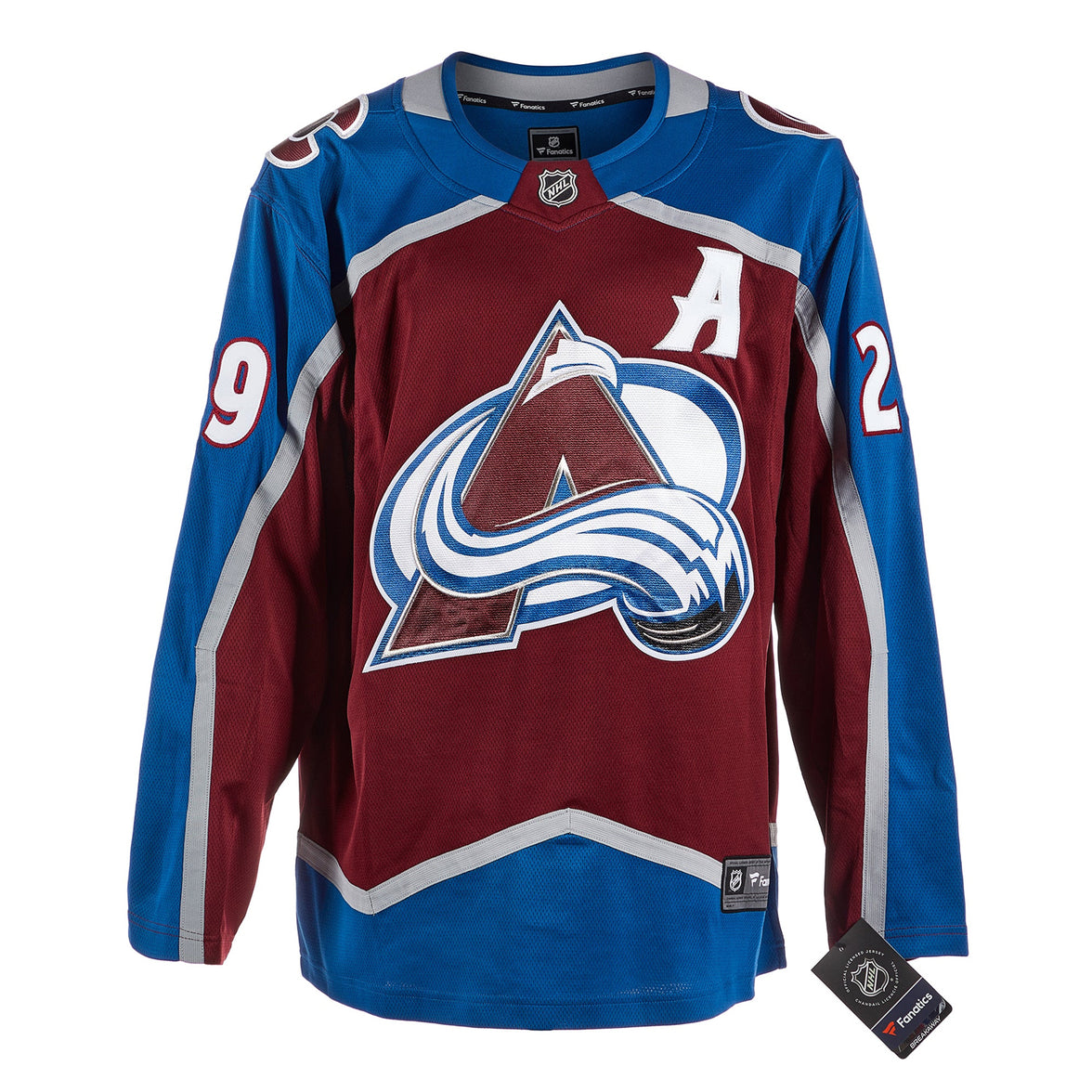 Nathan MacKinnon a signé le maillot Pro Adidas de l'Avalanche du Colorado