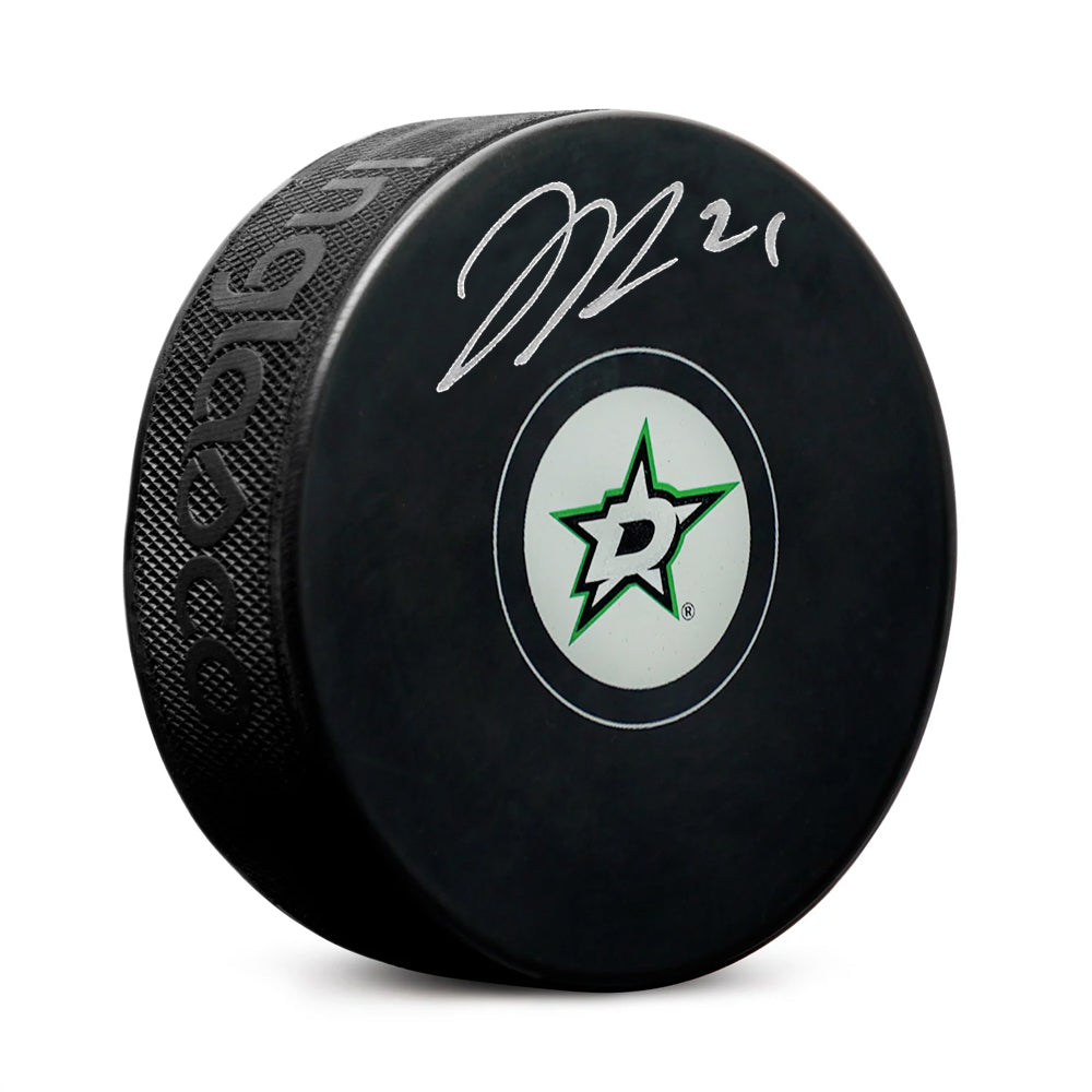 Jason Robertson firmó el disco de los Dallas Stars