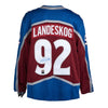 Nathan MacKinnon a signé le maillot Pro Adidas de l'Avalanche du Colorado
