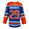 Connor McDavid a signé le maillot Pro Domicile Adidas des Oilers d'Edmonton