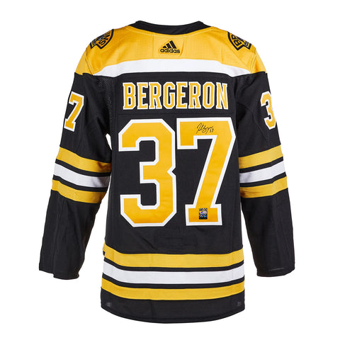 Bobby Orr a signé le maillot Adidas Pro Home des Bruins de Boston