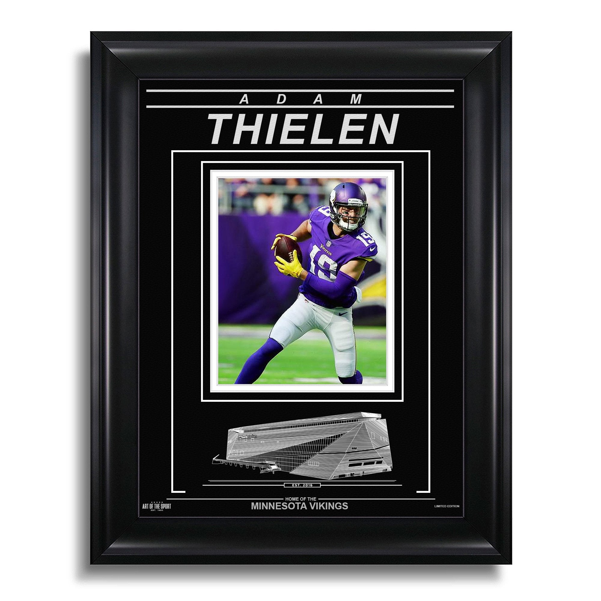 Fotografía enmarcada grabada de Adam Thielen, Minnesota Vikings - Acción
