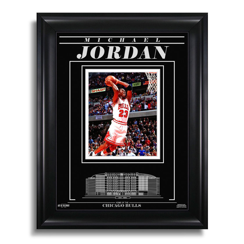 Fotografía enmarcada grabada de Michael Jordan Chicago Bulls: Action Dunk