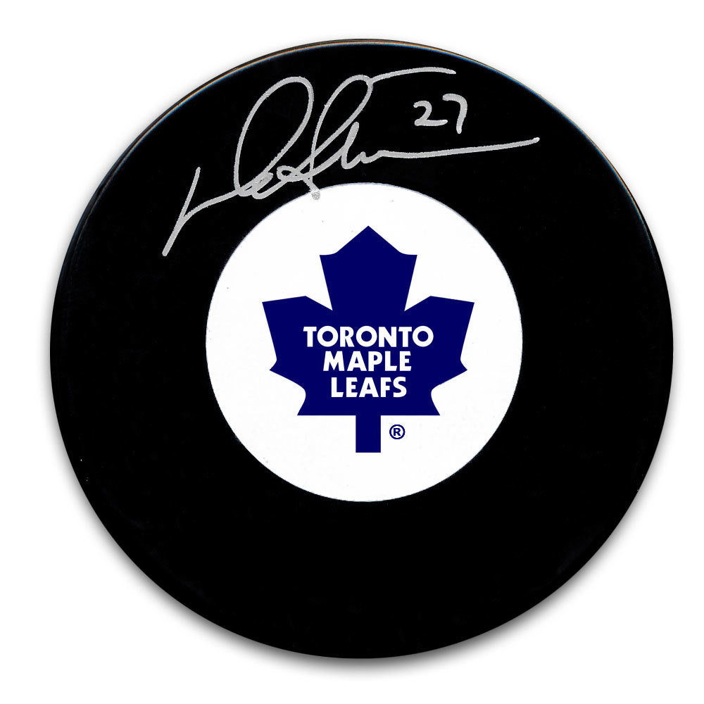 Darryl Sittler a signé la rondelle des Maple Leafs de Toronto