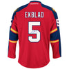 Aaron Ekblad a signé le maillot des Panthers de la Floride