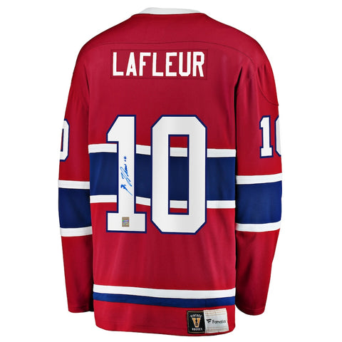 Guy Lafleur a signé un maillot vintage des Canadiens de Montréal