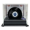 Rondelle des Maple Leafs de Toronto signée par Morgan Rielly avec vitrine